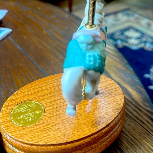 Vintage Willits music carousel pony - Picture 7 of 7